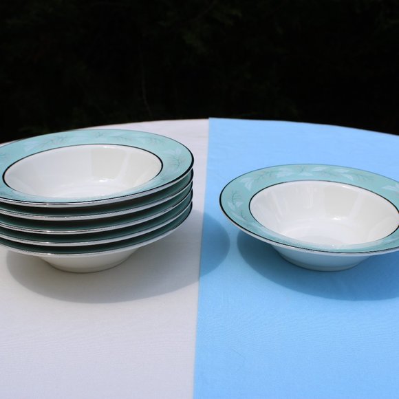 Set of 6 Fruit/Dessert Bowls - Picture 3 of 4